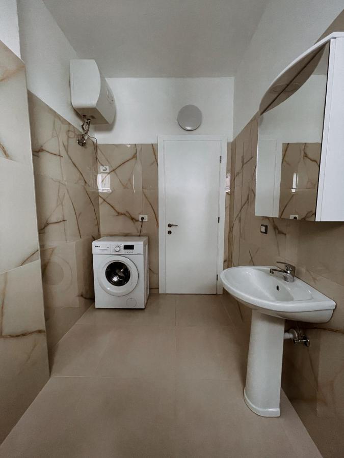 Apartments Bali Durres Luaran gambar